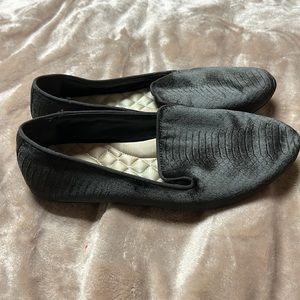 Birdies gray python print velvet flat